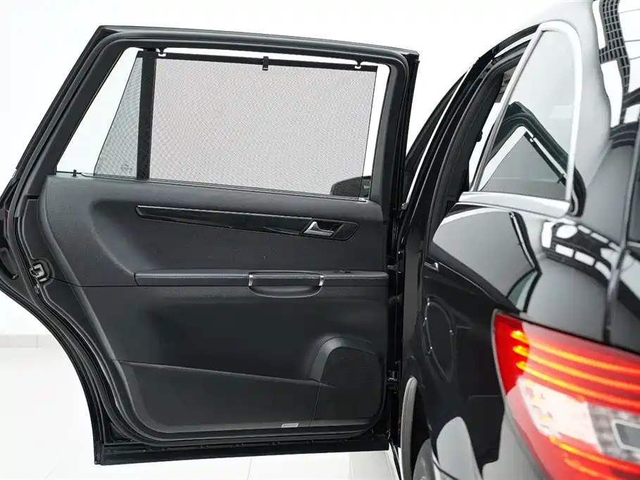 Mercedes-Benz R-Class 2015 — фото 13