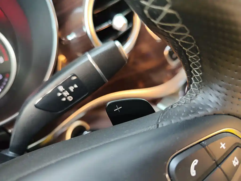 Mercedes-Benz V-Class 2018 — фото 13