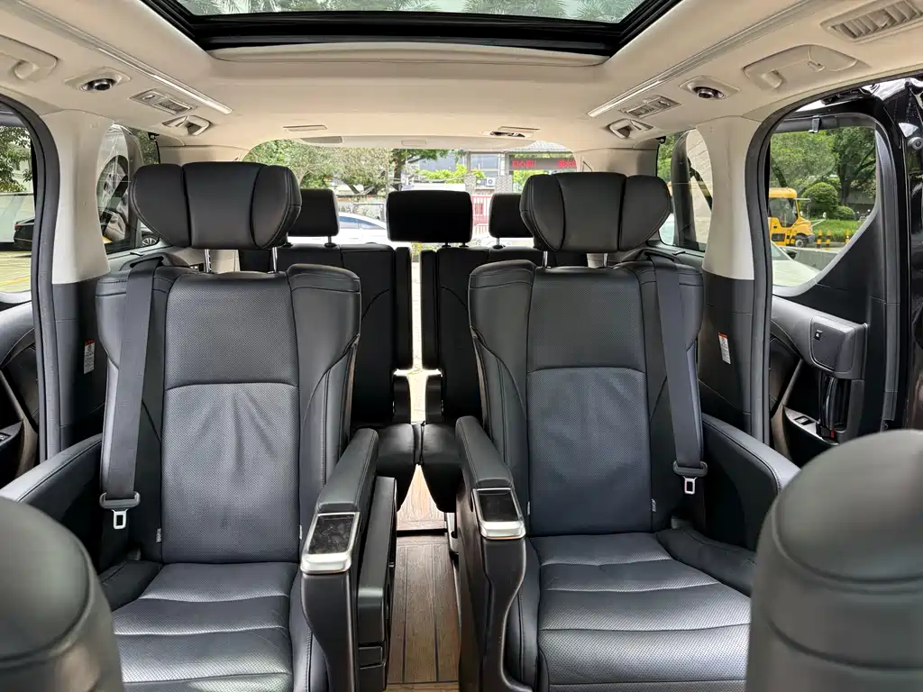 Toyota Vellfire 2020 — фото 26