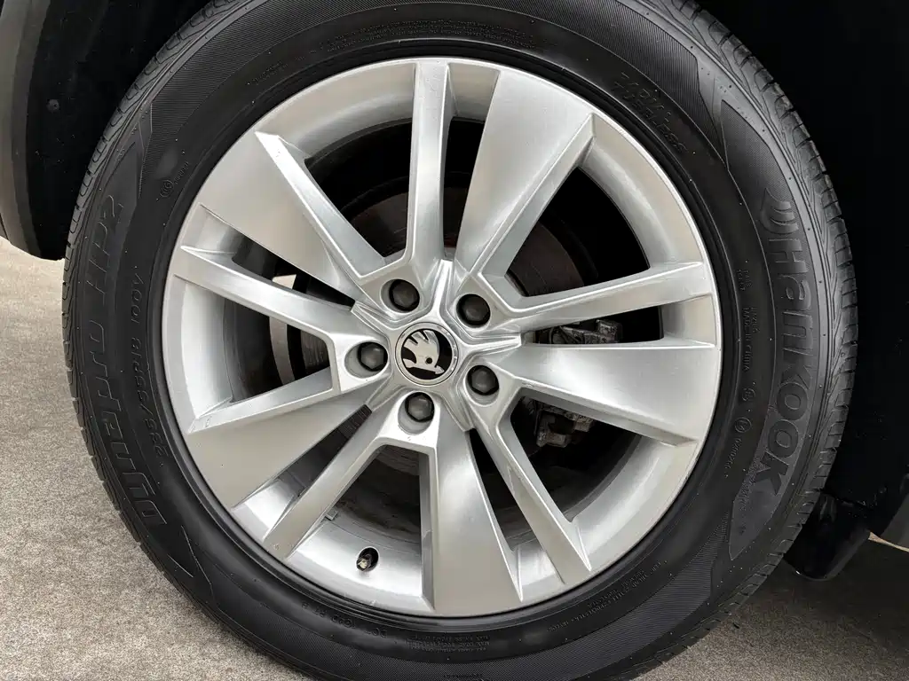 Skoda Kodiaq 2018 — фото 12