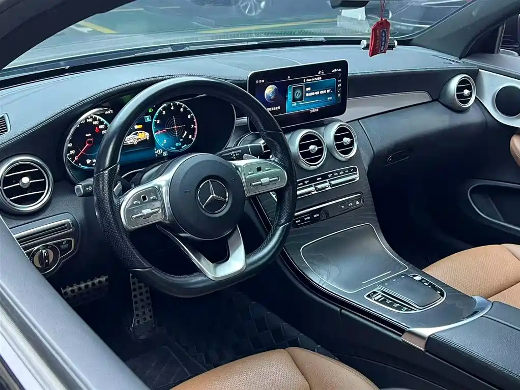 Mercedes-Benz C-Class 2021 — фото 12