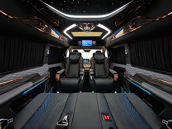 Mercedes-Benz V-Class 2025