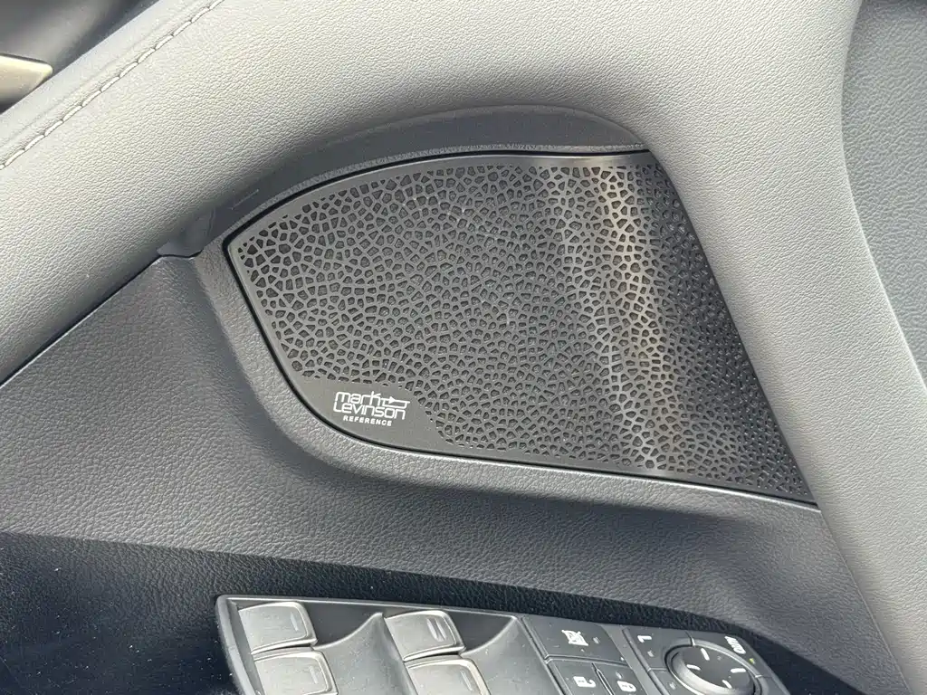 Lexus LX 2023 — фото 14