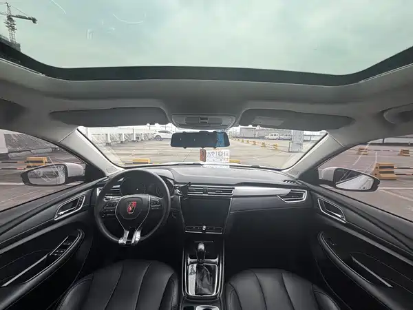 Roewe i5 2019