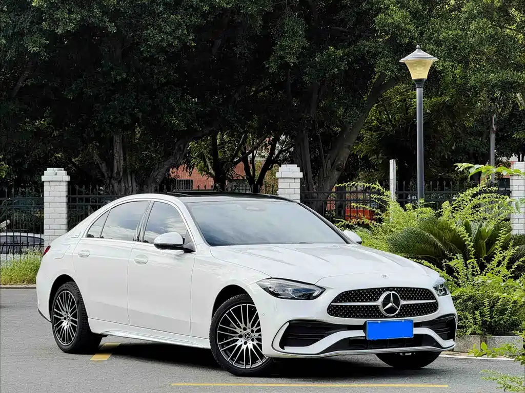 Mercedes-Benz C-Class 2023