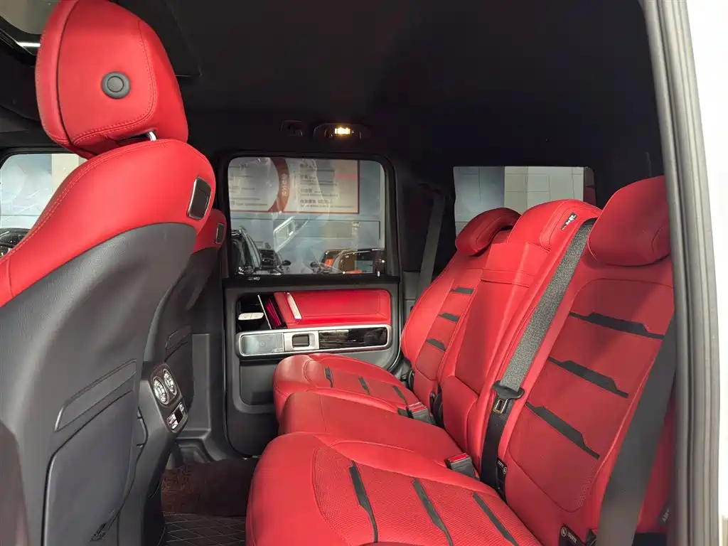 Mercedes-Benz G-Class AMG 2024 — фото 15
