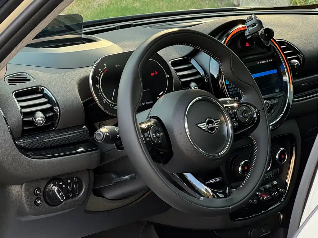 MINI Clubman 2021