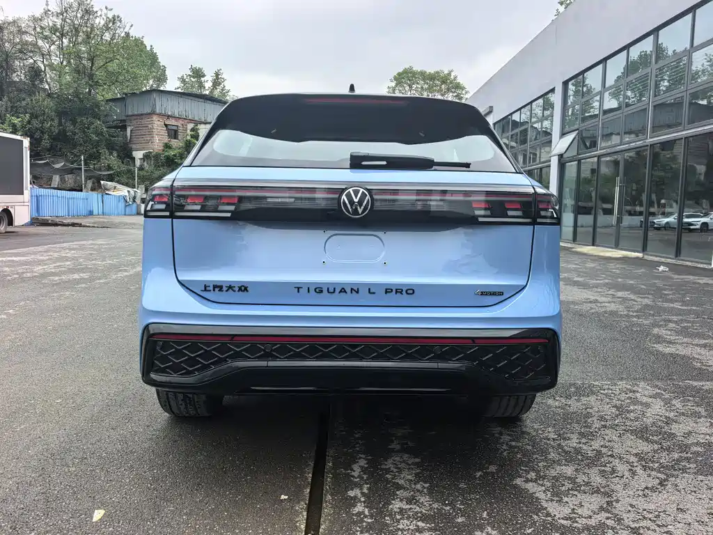 Volkswagen Tiguan L 2024 — фото 10