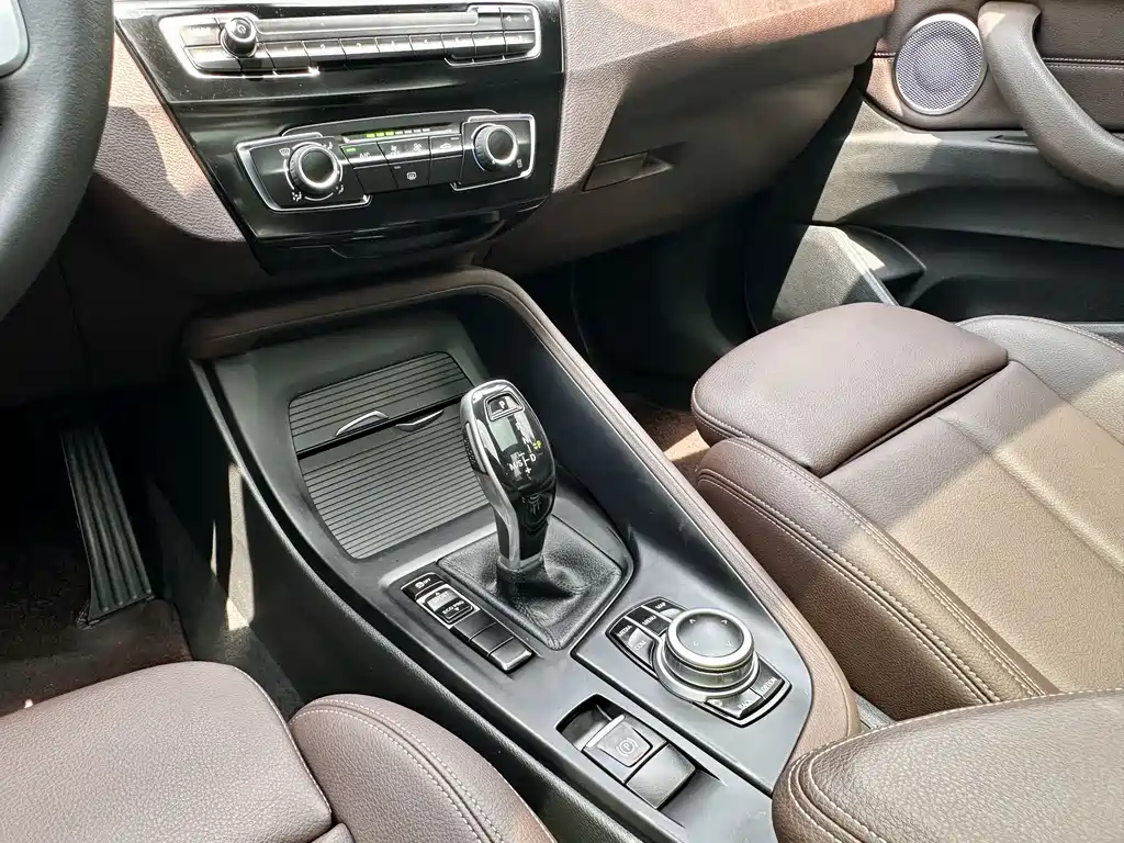 BMW X1 2021 — фото 14
