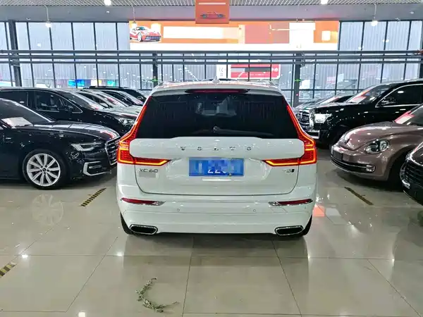 Volvo XC60 2021