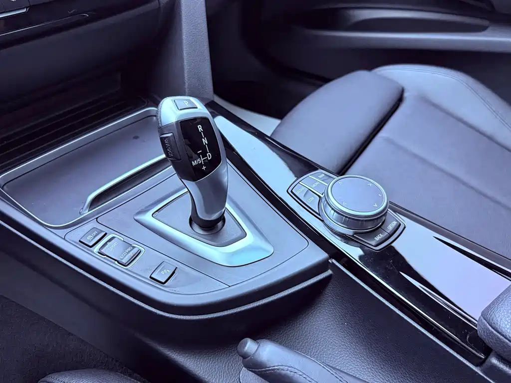 BMW 3 Series GT 2019 — фото 12
