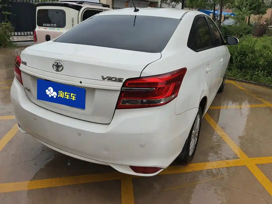 Toyota Vios 2017 — фото 3