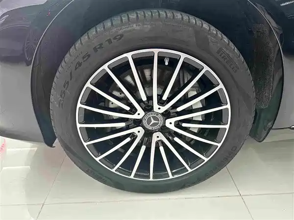 Mercedes-Benz S-Class 2024