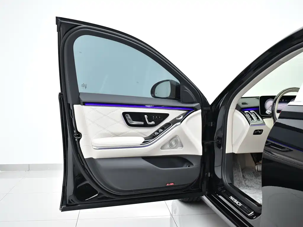 Mercedes-Benz Maybach S-Class 2026 — фото 27