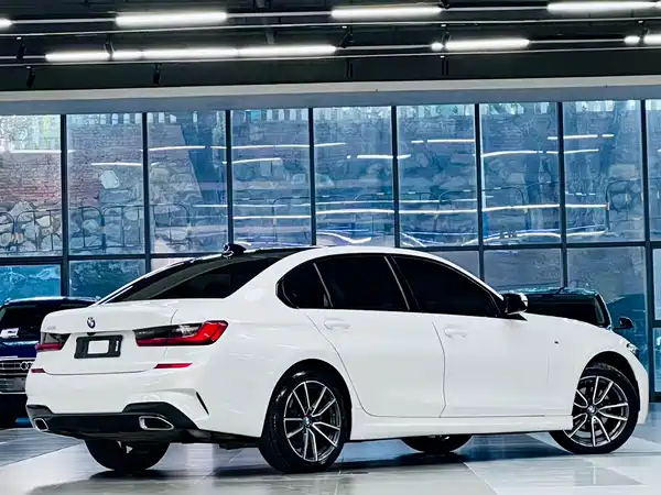 BMW 3 Series 2020