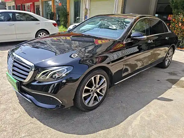 Mercedes-Benz E-Class 2016