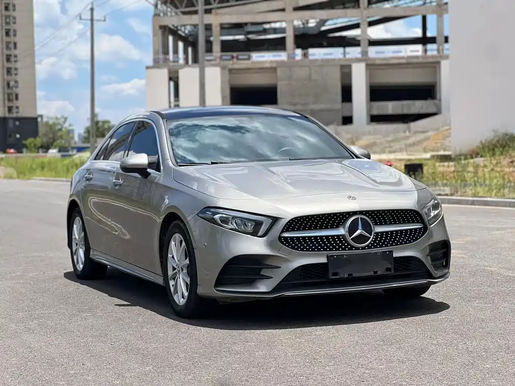 Mercedes-Benz A-Class 2020 — фото 3