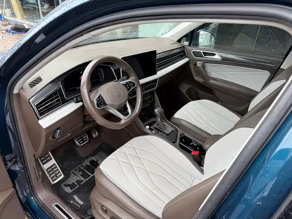 Volkswagen Tiguan L 2022