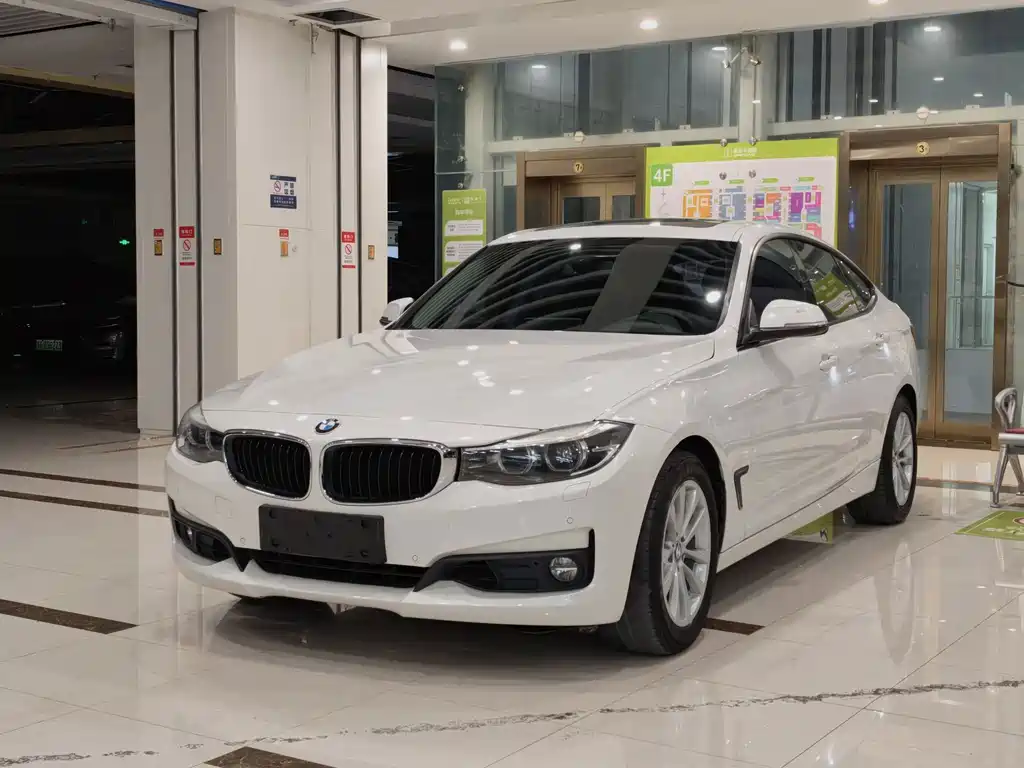 BMW 3 Series GT 2017 — фото 1