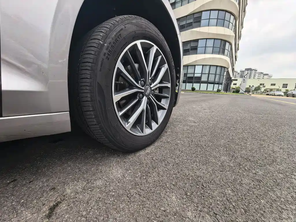 Geely Xingrui 2022 — фото 22