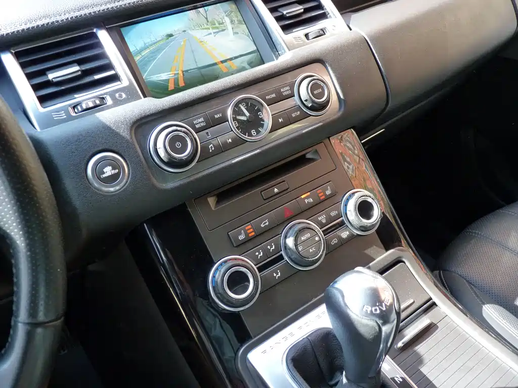 Land Rover Sport 2013 — фото 10