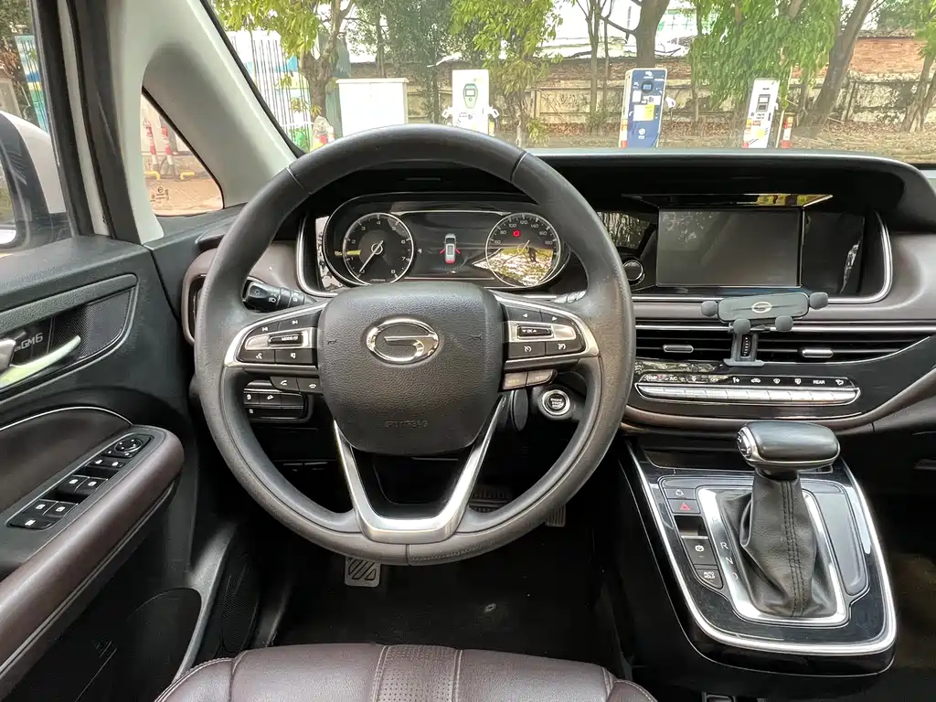 GAC Motor Trumpchi M6 2020 — фото 12