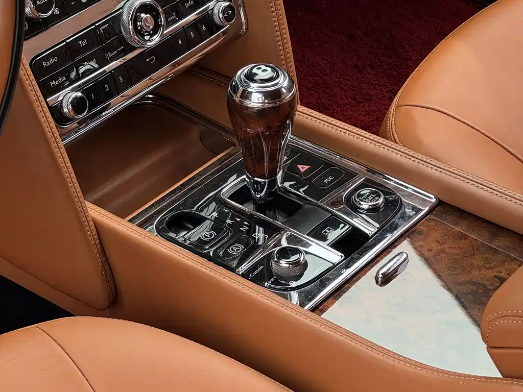 Bentley Mulsanne 2013 — фото 16