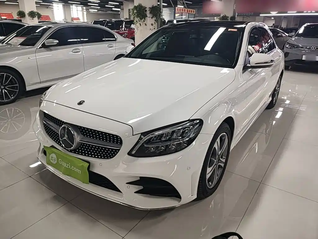 Mercedes-Benz C-Class 2021