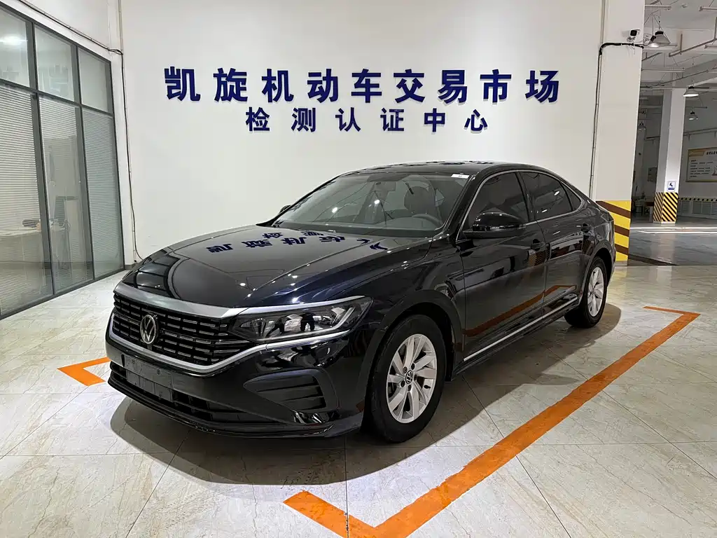 Volkswagen Passat 2023