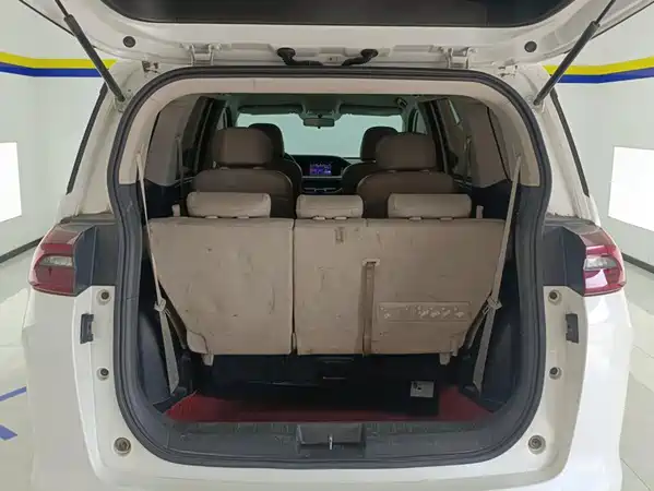 GAC Trumpchi M6 2021
