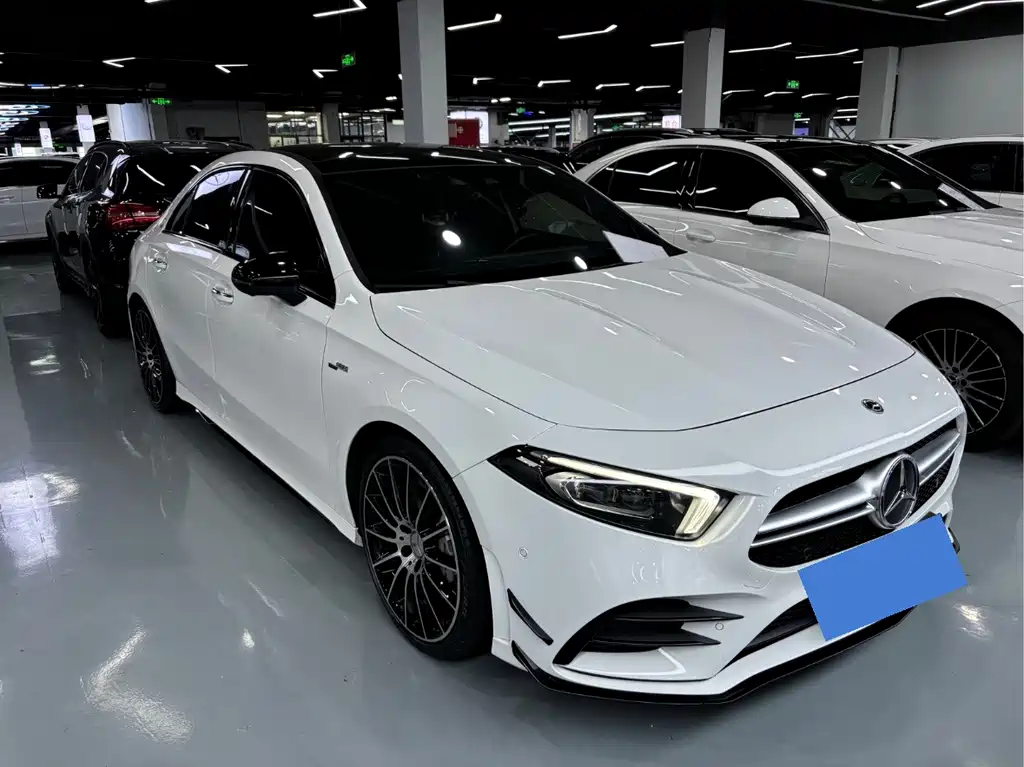 Mercedes-Benz A-Class AMG 2023 — фото 2