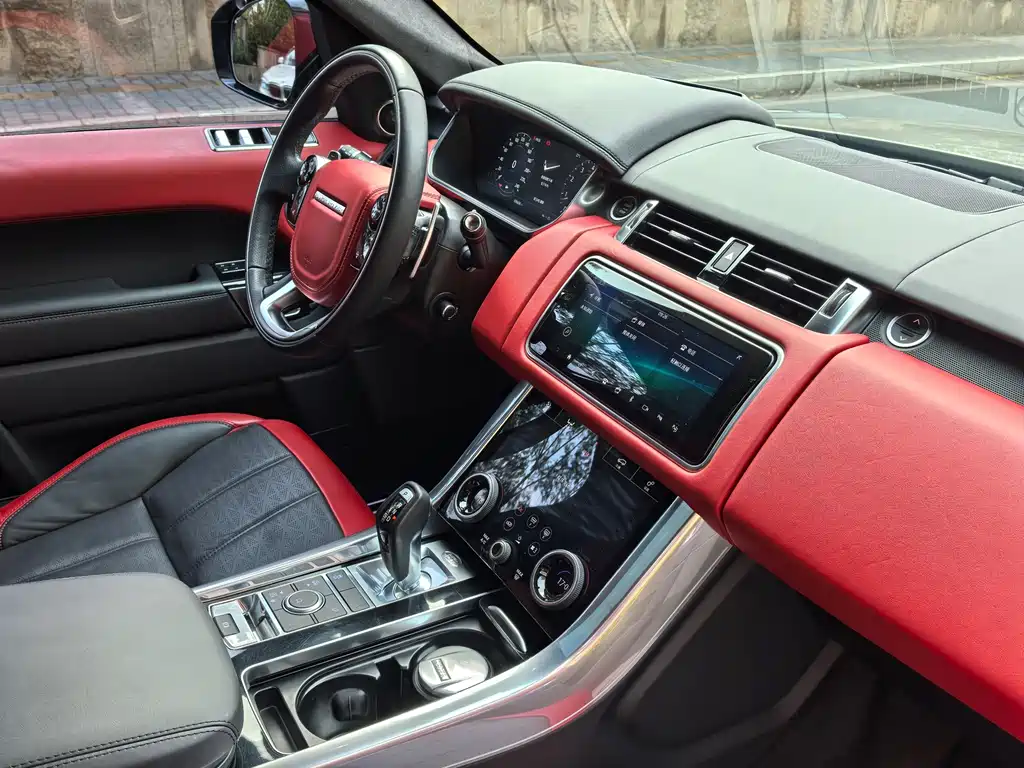 Land Rover Range Rover Sport 2018 — фото 13