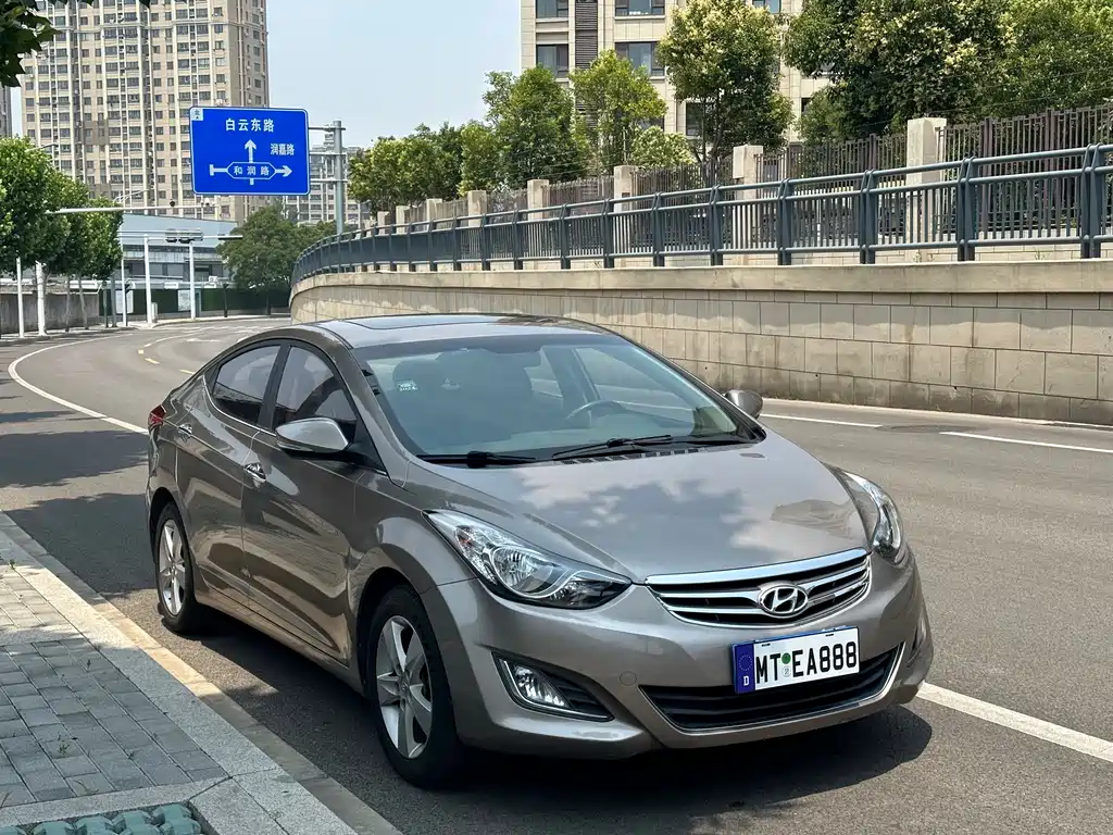 Hyundai Elantra Langdong 2014