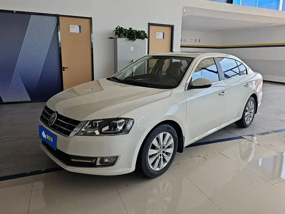 Volkswagen Lavida 2014