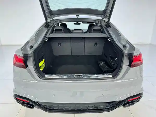 Audi RS 5 2025