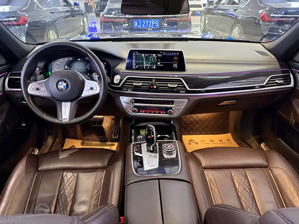 BMW 7 Series 2019 — фото 7
