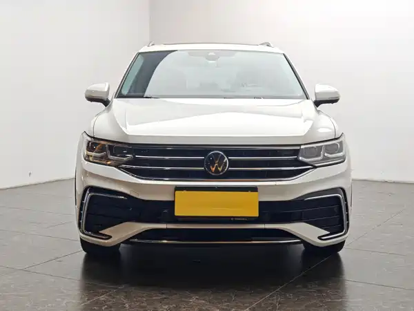 Volkswagen Tiguan L 2023