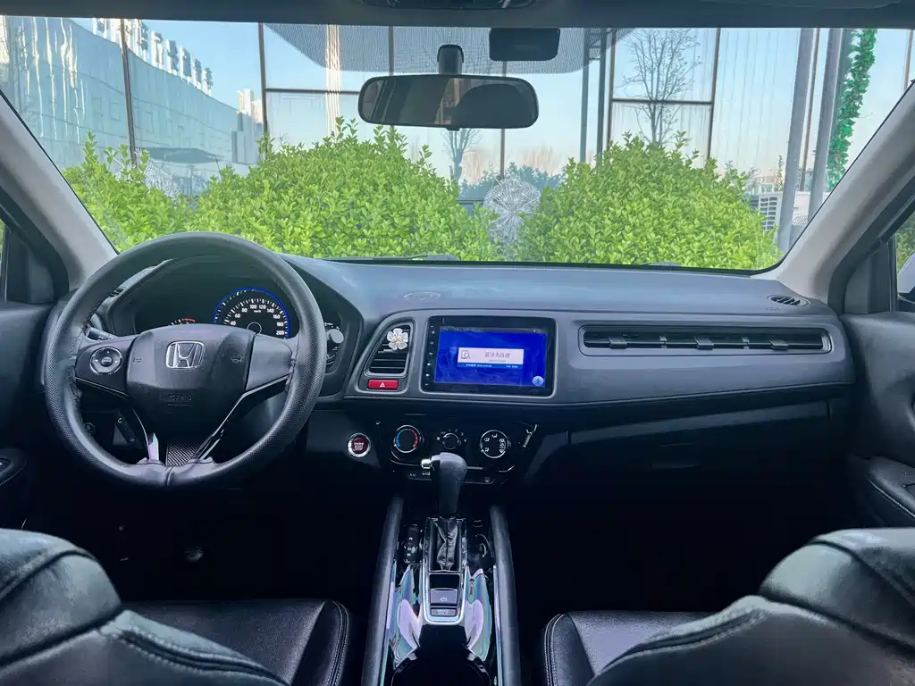 Honda Vezel 2018 — фото 7