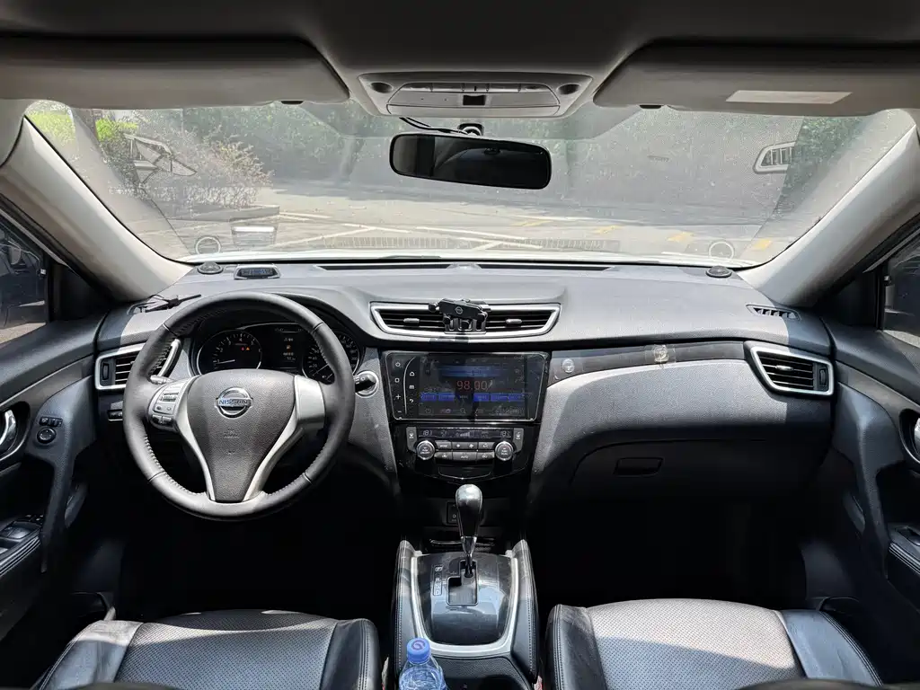 Nissan X-Trail 2015 — фото 8