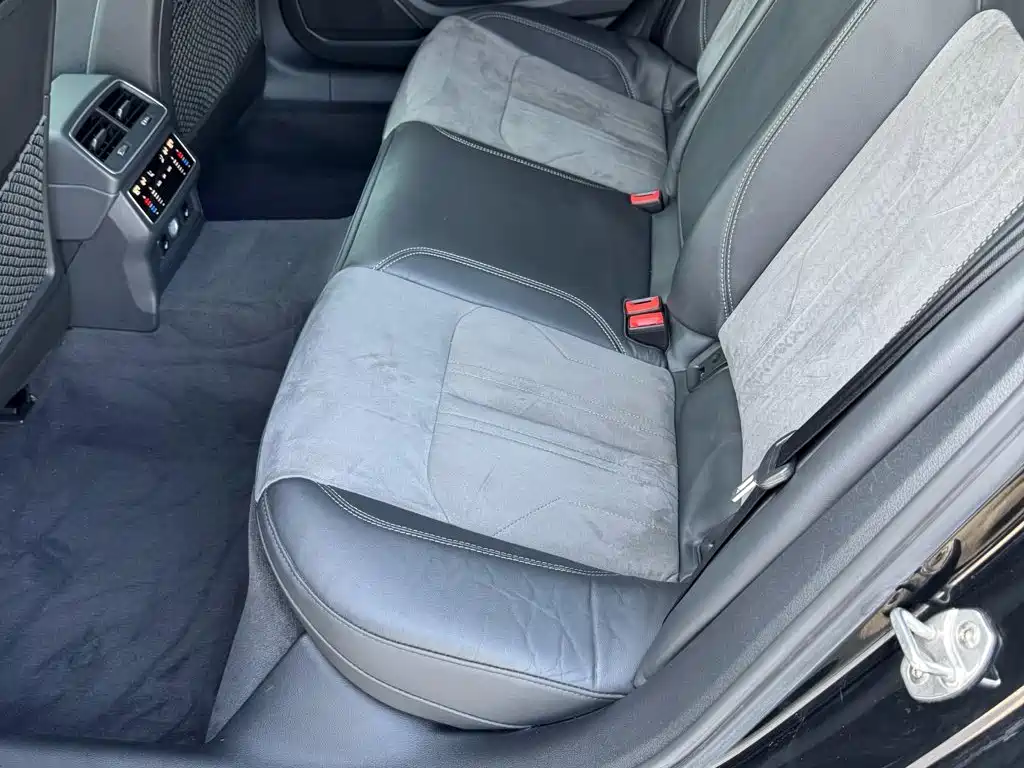 Audi A6L 2020