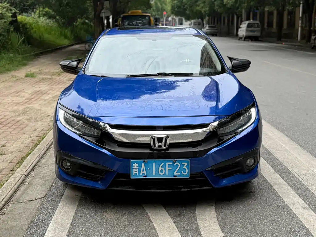 Honda Civic 2019 — фото 2