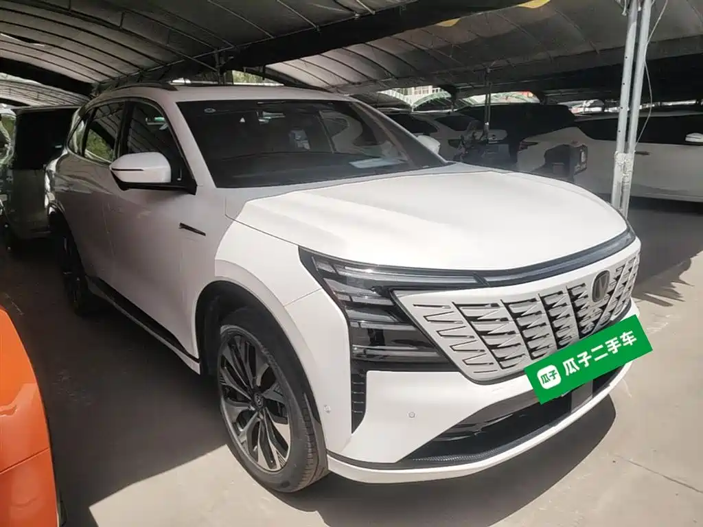 Changan CS75 PLUS 2025 — фото 4