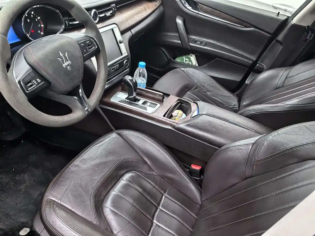 Maserati Quattroporte 2014