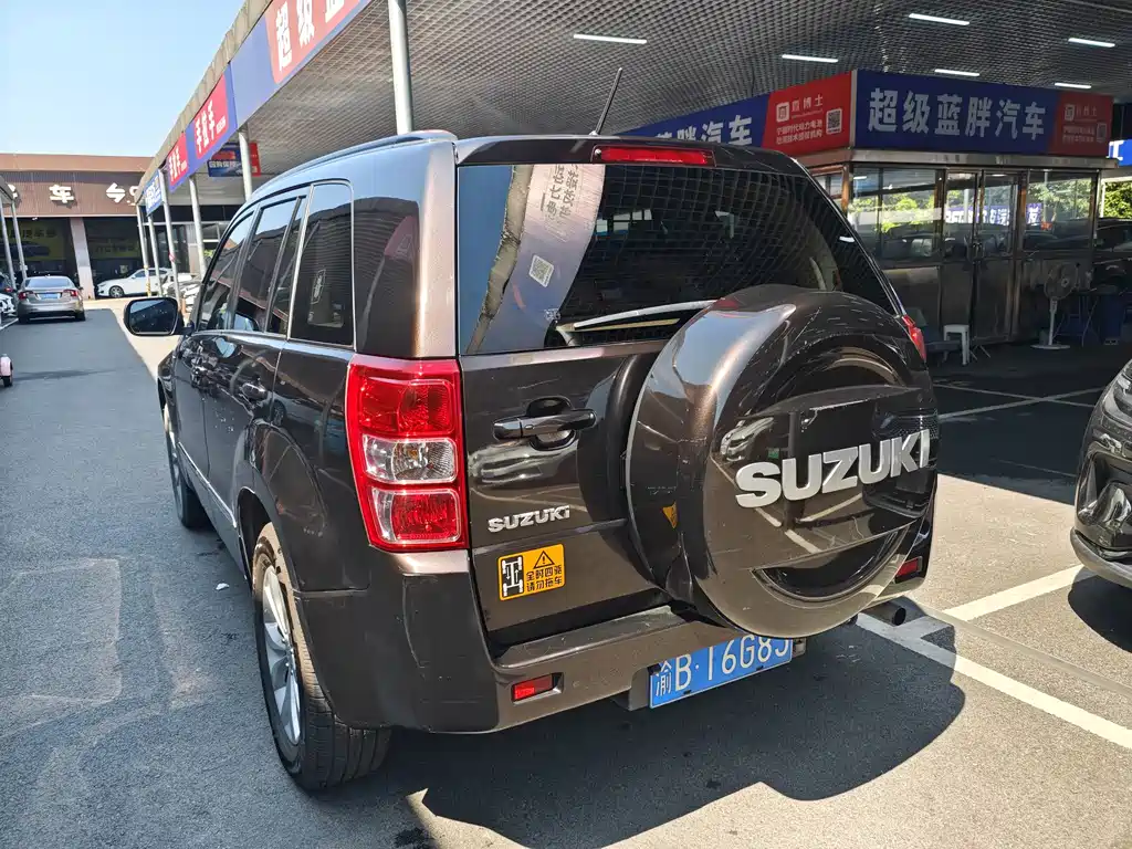 Suzuki Grand Vitara 2014 — фото 10