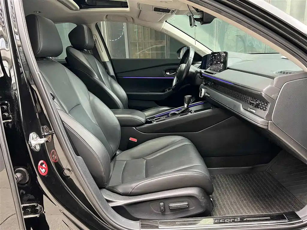 Honda Accord 2024 — фото 10