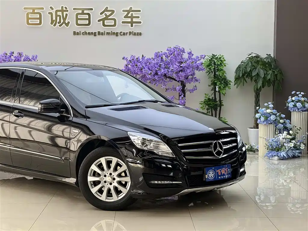 Mercedes-Benz R-Class 2017 — фото 5