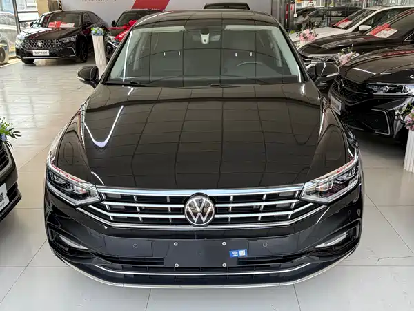 Volkswagen Magotan 2022