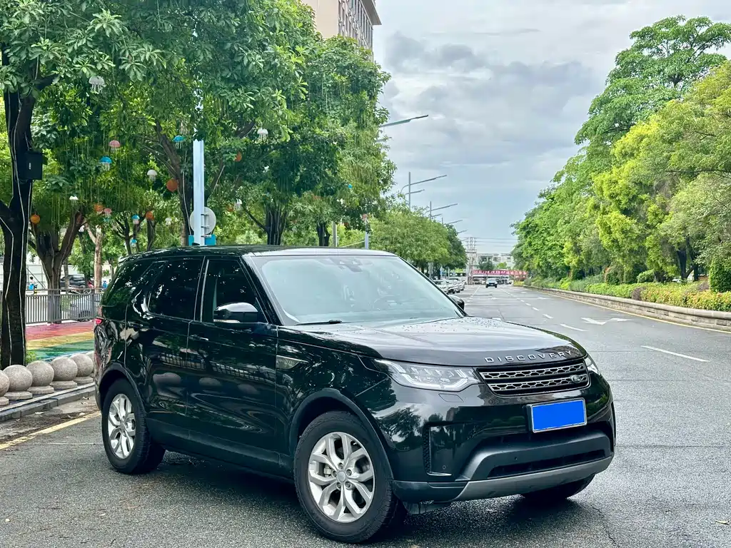 Land Rover Discovery 2018