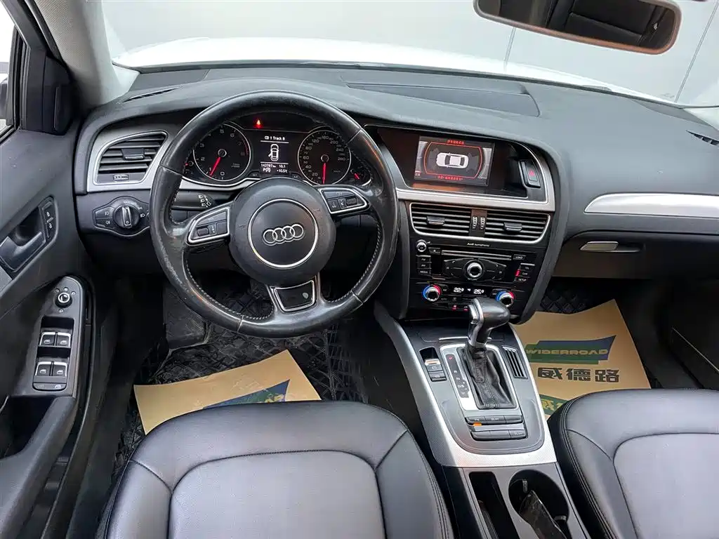 Audi A4L 2015 — фото 27