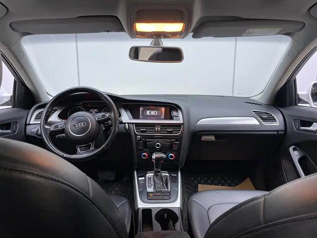 Audi A4L 2015 — фото 21
